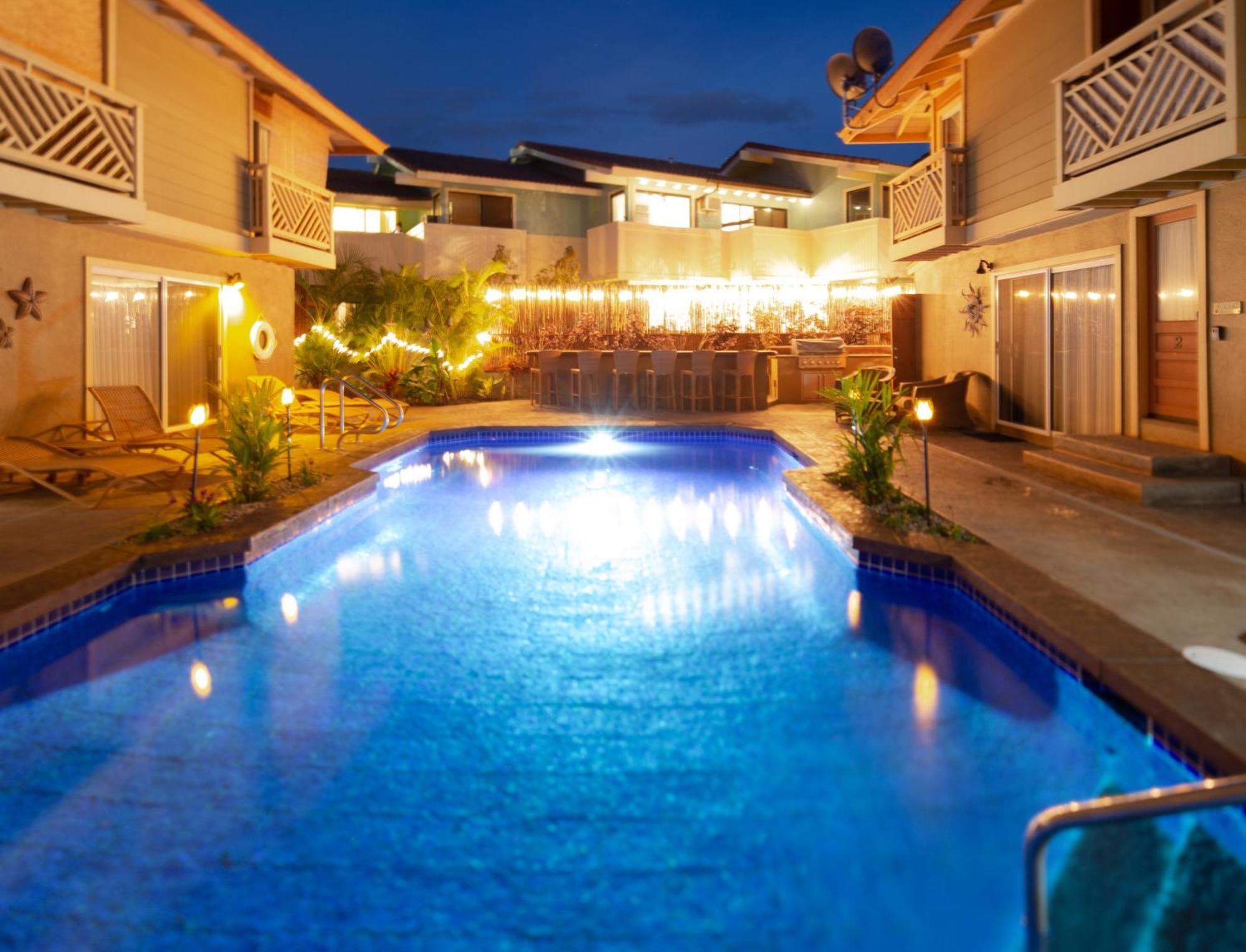 Plumeria Suite, 2-Bedrooms, Sleeps 6, Pool & Bbq, Pre-Renovation Summer Sale Kihei Zewnętrze zdjęcie