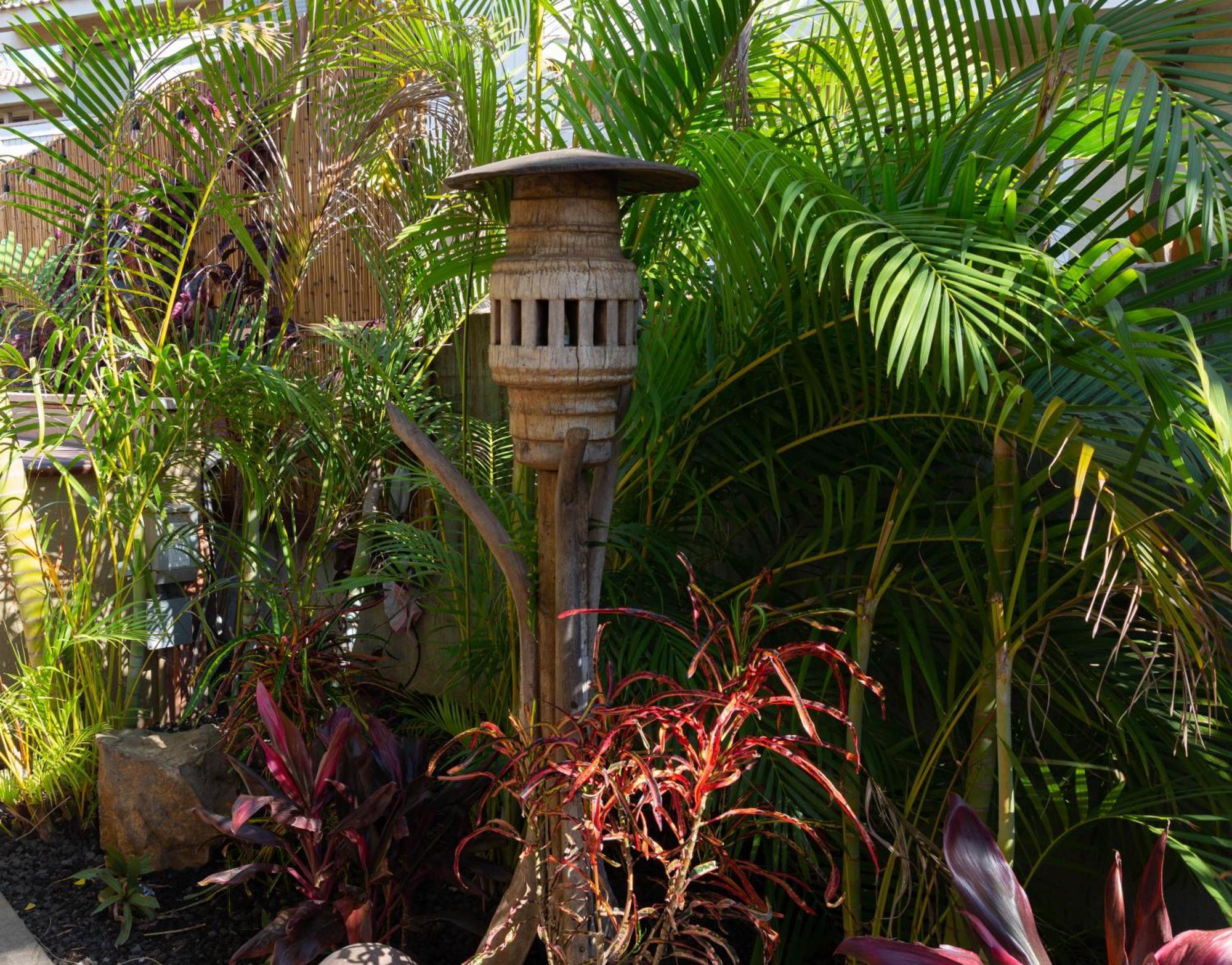 Plumeria Suite, 2-Bedrooms, Sleeps 6, Pool & Bbq, Pre-Renovation Summer Sale Kihei Zewnętrze zdjęcie
